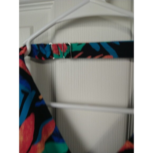 L.L. Bean Woman 10 Swimsuit Dress One Piece Tropical Halter Adjustable Strap Bra - Picture 3 of 10